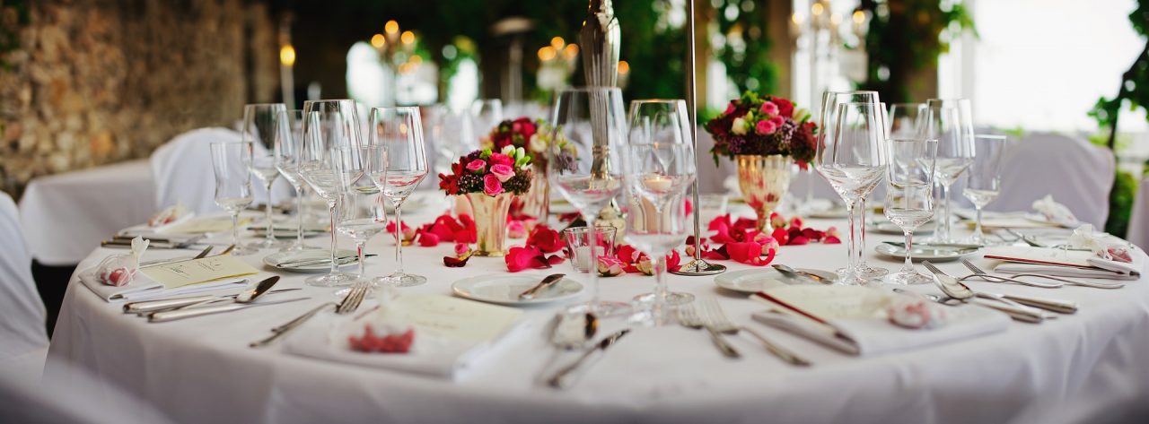Catering Tips for Weddings: Your Complete Guide to Stress-Free Wedding Catering