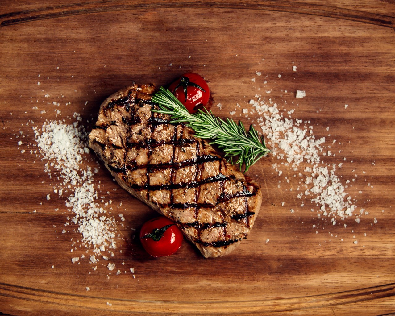 5 Big, Meaty Mistakes to Avoid When Cooking Steak